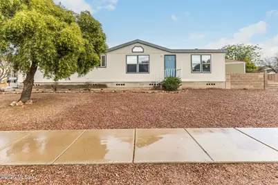 2854 E Cottonwood Club Lane, Tucson, AZ 85706 - Photo 2