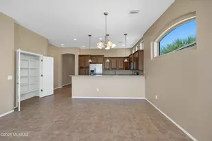 5829 S Waynes Way, Green Valley, AZ 85622 - Photo 22
