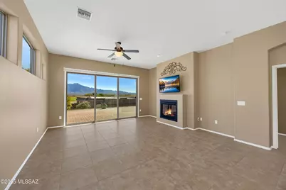 5829 S Waynes Way, Green Valley, AZ 85622 - Photo 16