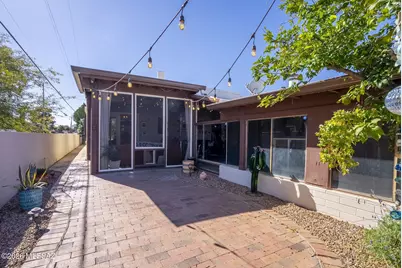 9075 E Palms Park Drive, Tucson, AZ 85715 - Photo 30