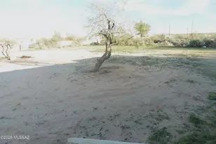 8200 S Alice Vail Ln, Tucson, AZ 85736 - Photo 8