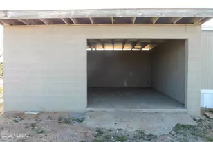 8200 S Alice Vail Ln, Tucson, AZ 85736 - Photo 4