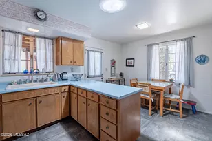 625 W Camino Corto, Green Valley, AZ 85614 - Photo 18