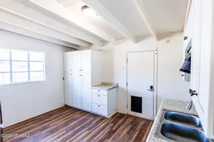 104 E Apache St, Huachuca City, AZ 85616 - Photo 18