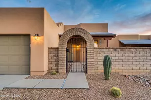 10346 E Vail Trap Spring Ct, Tucson, AZ 85748 - Photo 2