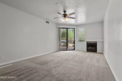 5675 N Camino Esplendora #2110, Tucson, AZ 85718 - Photo 1