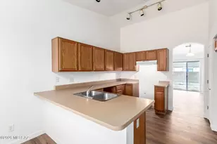 6672 S Yellow Rattle Ct, Tucson, AZ 85756 - Photo 8