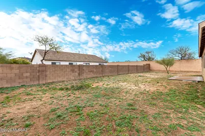 6672 S Yellow Rattle Court, Tucson, AZ 85756 - Photo 28