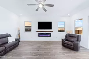 12764 E Tortoise Pointe Pl, Vail, AZ 85641 - Photo 8