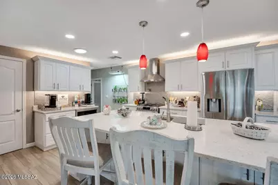 6510 N Longfellow Drive, Tucson, AZ 85718 - Photo 6
