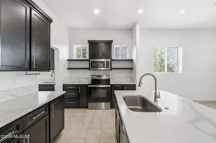 13691 E Pocketknife Dr, Vail, AZ 85641 - Photo 12