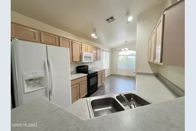 9562 E Gershon Lane, Tucson, AZ 85748 - Photo 6