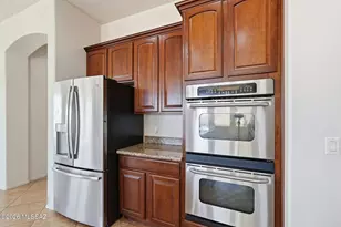 12911 W Zebra Aloe Pl, Tucson, AZ 85743 - Photo 10