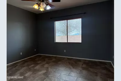 7501 S Woodbury Grove Drive, Tucson, AZ 85757 - Photo 18