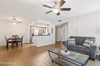 101 S Players Club Drive #14104, Tucson, AZ 85745 - Photo 6