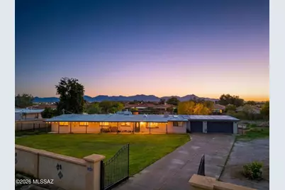 5353 N Oracle Jaynes Station Road, Tucson, AZ 85704 - Photo 1