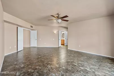 3910 S Via Del Ruisenor, Green Valley, AZ 85622 - Photo 14