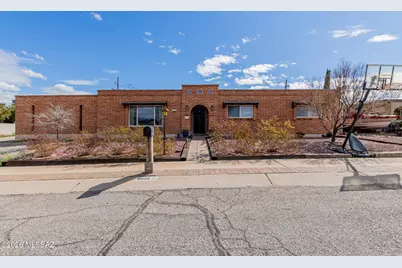 8808 E Wallen Ridge Drive, Tucson, AZ 85710 - Photo 2