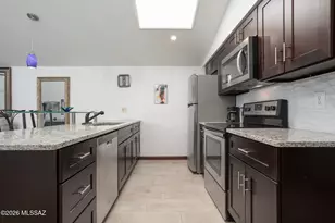 990 W Paria Ln, Tucson, AZ 85704 - Photo 10