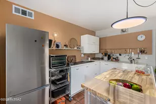 2 W Greenock Dr, Tucson, AZ 85737 - Photo 4