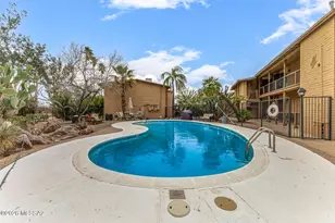 2 W Greenock Dr, Tucson, AZ 85737 - Photo 22