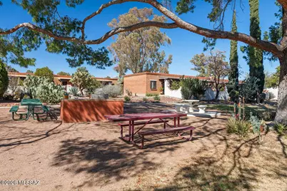 348 S Paseo Lobo #C, Green Valley, AZ 85614 - Photo 24