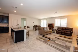 8746 E Stone Meadow Cir, Tucson, AZ 85730 - Photo 8