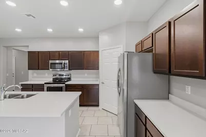 12394 W Reyher Farms Loop, Marana, AZ 85653 - Photo 16