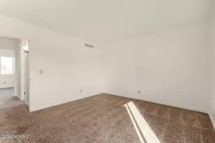 712 W Limberlost Dr, Tucson, AZ 85705 - Photo 18