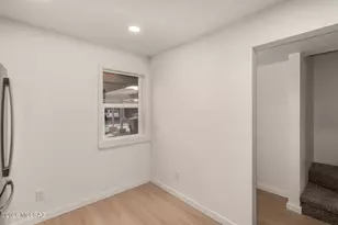 712 W Limberlost Dr, Tucson, AZ 85705 - Photo 10