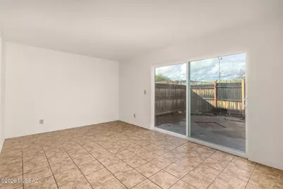 712 W Limberlost Drive #16, Tucson, AZ 85705 - Photo 8