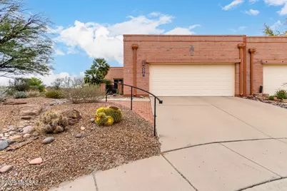 3944 S Placita De La Moneda, Green Valley, AZ 85622 - Photo 2