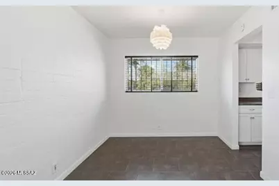 101 E University Boulevard #APT 1, Tucson, AZ 85705 - Photo 8