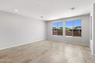 13384 N Nepheline Wy, Oro Valley, AZ 85755 - Photo 12