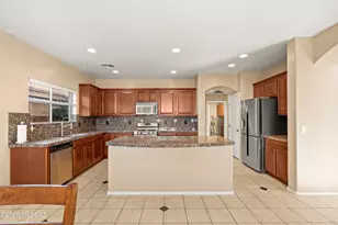 2730 E Scenic Overlook Pl, Tucson, AZ 85739 - Photo 12