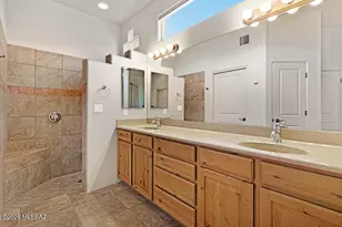 5660 W Triangle X Pl, Tucson, AZ 85713 - Photo 28