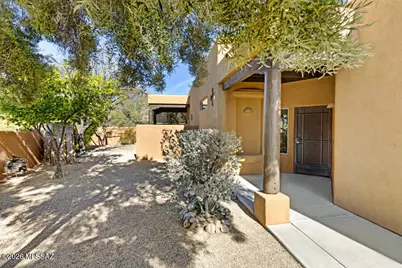 5660 W Triangle X Place, Tucson, AZ 85713 - Photo 10