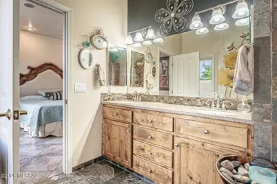 657 S Placita Del Desierto, Green Valley, AZ 85614 - Photo 18