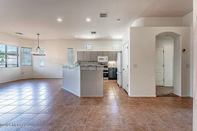 267 N VÃ­a La Castellana, Green Valley, AZ 85614 - Photo 16