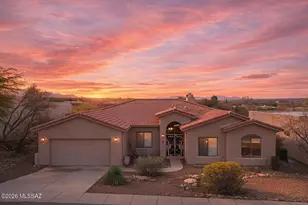 778 E Josephine Canyon Dr, Green Valley, AZ 85614 - Photo 1