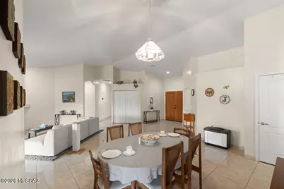778 E Josephine Canyon Drive, Green Valley, AZ 85614 - Photo 10