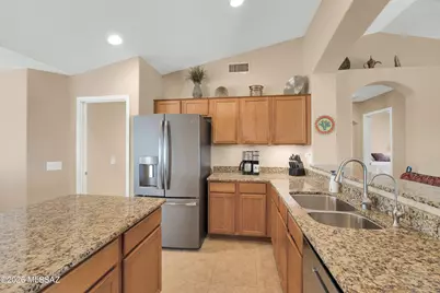 61793 E Border Rock Road, Saddlebrooke, AZ 85739 - Photo 18