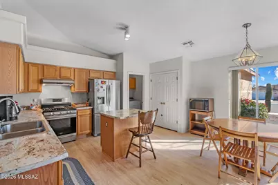 2313 W Horseshoe Place, Tucson, AZ 85745 - Photo 8