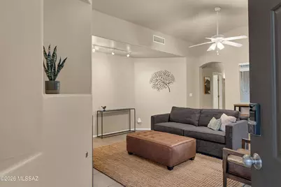 6085 N Panorama View Drive, Tucson, AZ 85704 - Photo 6