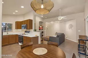 6085 N Panorama View Dr, Tucson, AZ 85704 - Photo 8