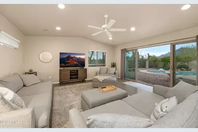 6085 N Panorama View Drive, Tucson, AZ 85704 - Photo 12