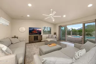 6085 N Panorama View Dr, Tucson, AZ 85704 - Photo 12