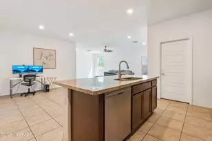 6265 S Desert Peak Dr, Tucson, AZ 85706 - Photo 20