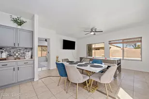 11132 W Coppertail Dr, Marana, AZ 85653 - Photo 4