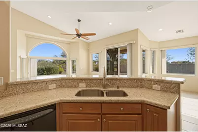 13401 N Rancho Vistoso Boulevard #47, Oro Valley, AZ 85755 - Photo 8